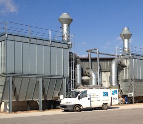 CONTROLLO EMISSIONI Laboratorio analisi Chimiche Pordenone